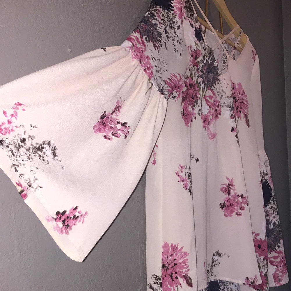 Beautiful Entro Blouse.